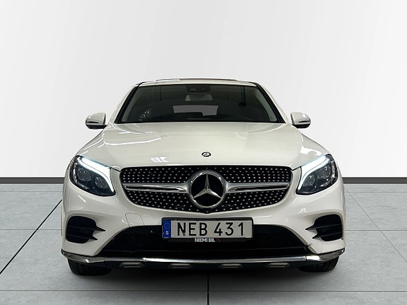 Mercedes-Benz GLC220 d 2 of 5