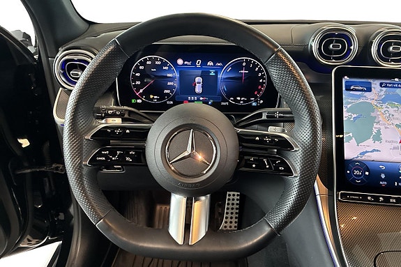 Mercedes-Benz GLC300 de 17 of 29