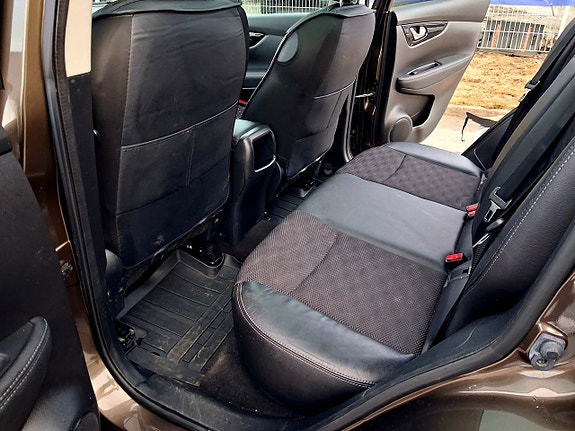 Nissan Qashqai 17 of 19