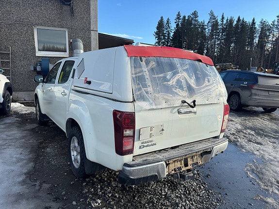 Isuzu D-max 2 of 9