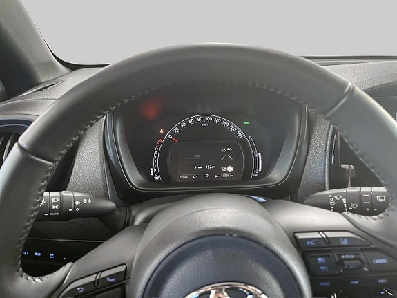 Toyota Aygo X 15 of 19