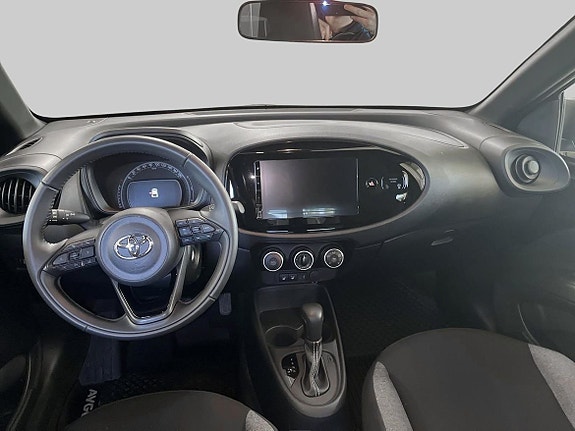 Toyota Aygo X 12 of 19