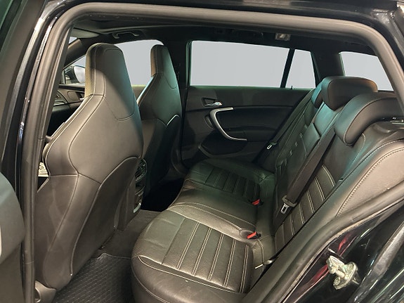 Opel Insignia 13 of 18