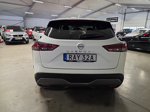 Nissan Qashqai 4 of 5