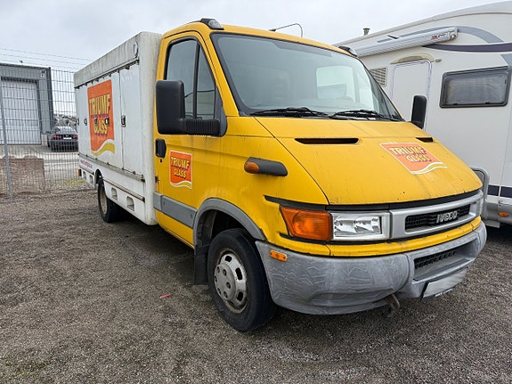 Iveco Daily 35C11 2 of 9