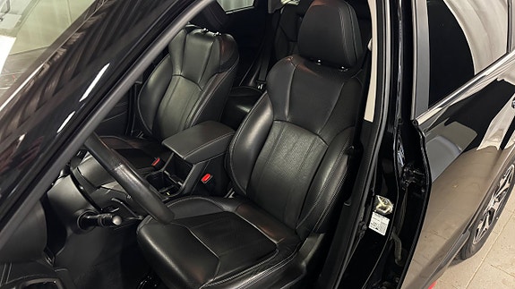 Subaru Forester 13 of 27