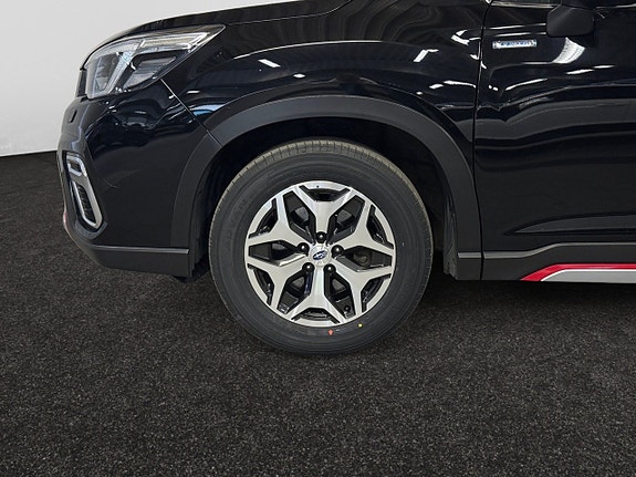 Subaru Forester 4 of 5