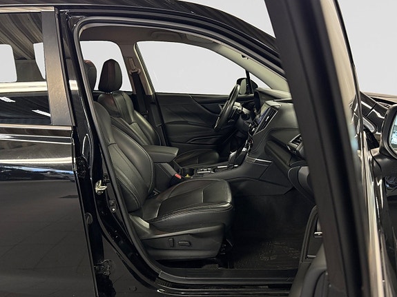 Subaru Forester 25 of 27