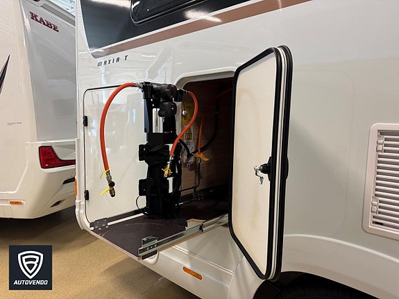 Hobby Maxia T 710 GE Sverigepaket Ugn köksfläkt 3 of 15