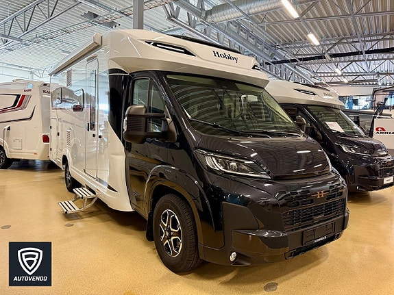 Hobby Maxia T 710 GE Sverigepaket Ugn köksfläkt