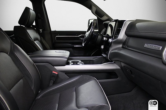 Dodge RAM 1500 3 of 5