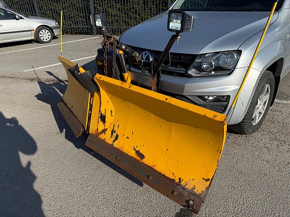 Volkswagen Amarok 5 of 5