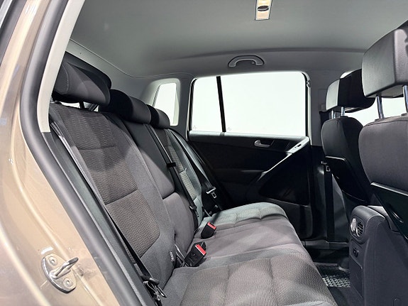 Volkswagen Tiguan 10 of 13