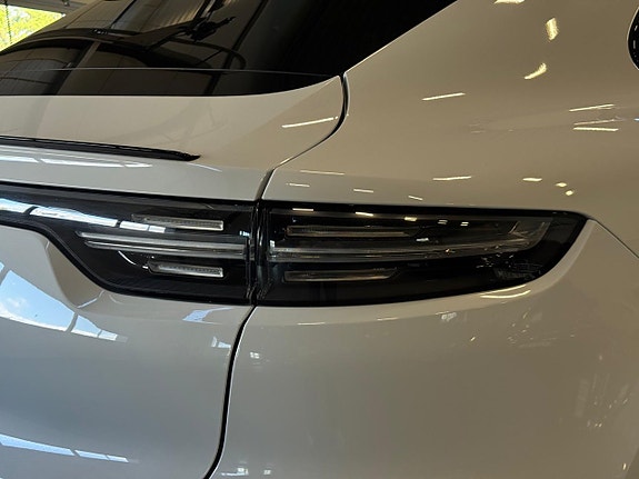 Porsche Cayenne Coupe 20 of 28