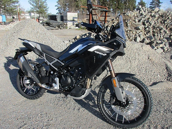 CFMOTO 450MT