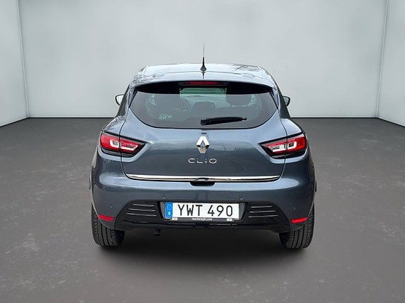 Renault Clio 4 of 5