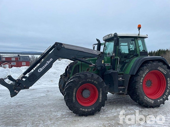 Fendt 820 Vario Traktor (125740)