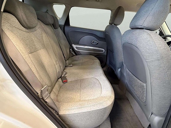 Kia Soul 14 of 24