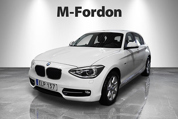 BMW 116i 2 of 5