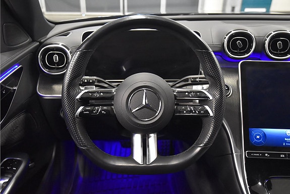 Mercedes-Benz C220 d 2 of 5