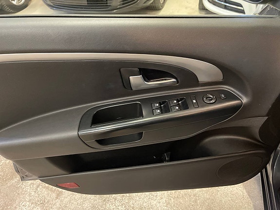 Kia Ceed 7 of 13