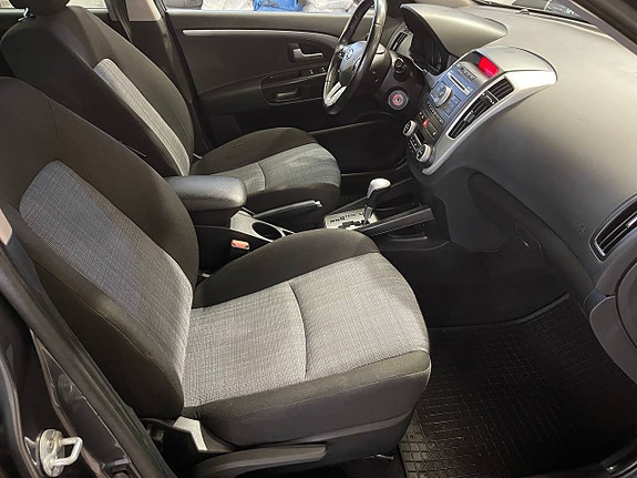Kia Ceed 9 of 13