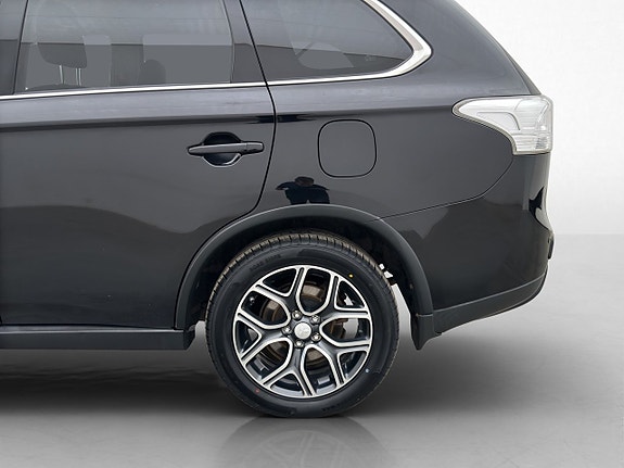 Mitsubishi Outlander 28 of 30