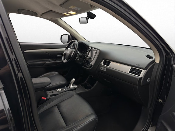 Mitsubishi Outlander 22 of 30