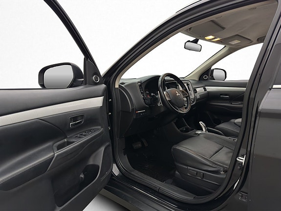 Mitsubishi Outlander 8 of 30