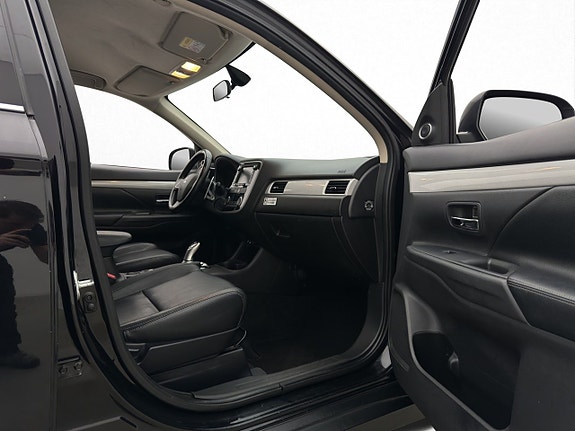 Mitsubishi Outlander 23 of 30