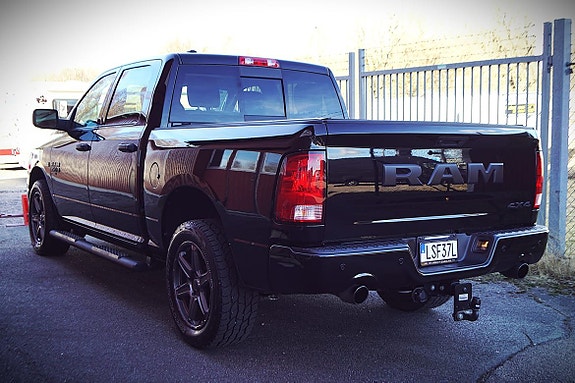 RAM 1500 3 of 5