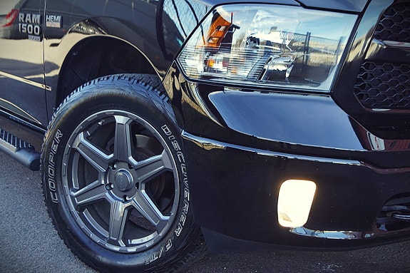 RAM 1500 2 of 5