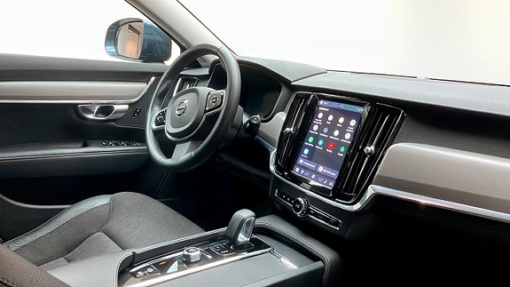 Volvo V90 Cross Country 11 of 14