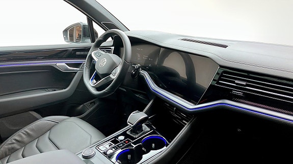 Volkswagen Touareg 12 of 15