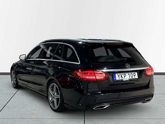 Mercedes-Benz C220 d 5 of 5