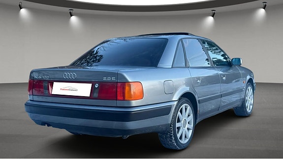 Audi 100 3 of 5
