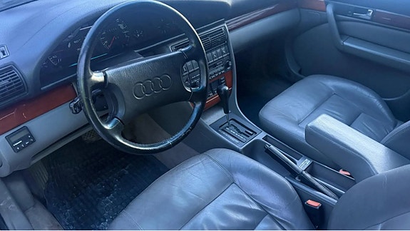 Audi 100 5 of 5