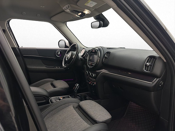 MINI Countryman C 21 of 30