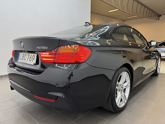 BMW 428i 3 of 5