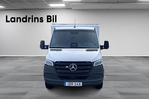 Mercedes-Benz eSprinter 420 2 of 25