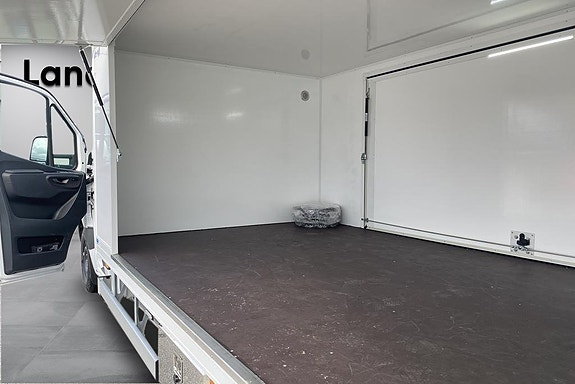 Mercedes-Benz eSprinter 420 15 of 25