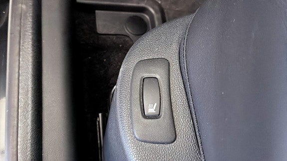 Renault Clio 24 of 26