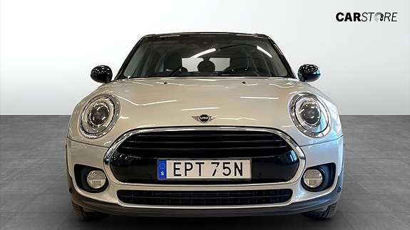 MINI Clubman Cooper SD 8 of 18