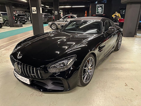 Mercedes-Benz AMG GT R