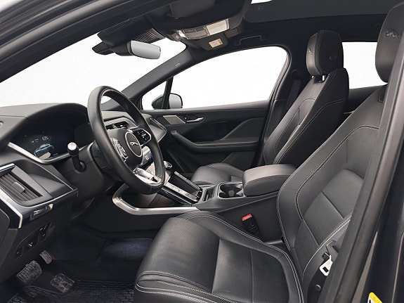 Jaguar I-PACE 11 of 30