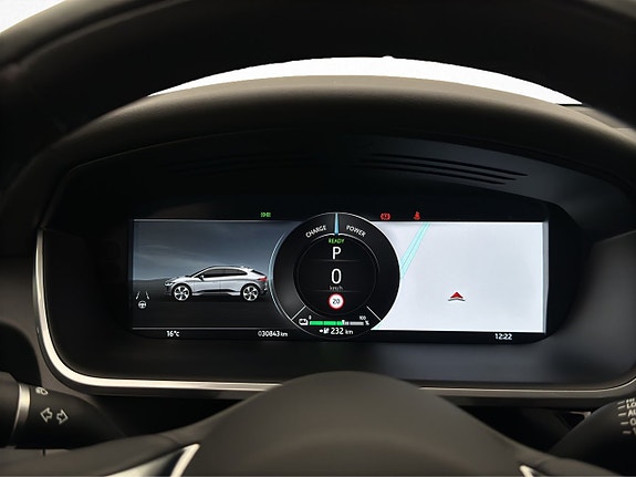 Jaguar I-PACE 28 of 30