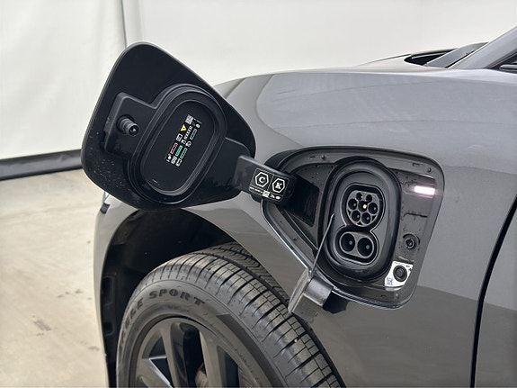 Jaguar I-PACE 30 of 30