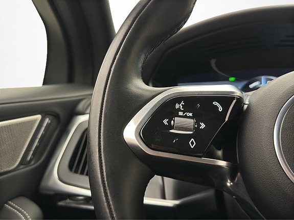 Jaguar I-PACE 29 of 30