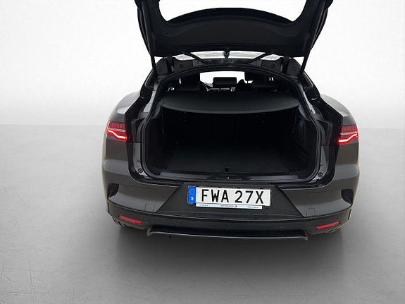 Jaguar I-PACE 9 of 30