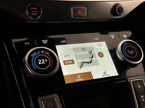 Jaguar I-PACE 24 of 30